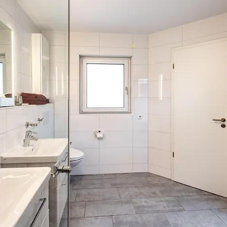 Lejlighed Dachterrassenwohnung In Seenaehe *