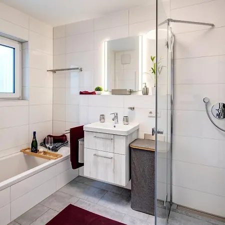 Dachterrassenwohnung In Seenaehe * Herrsching am Ammersee