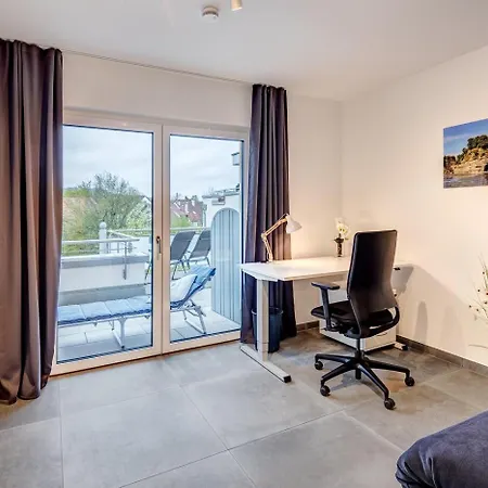 Dachterrassenwohnung In Seenaehe Lejlighed